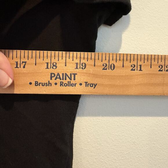 Tommy Condon’s Shirt Women M Black Skinny Tee Charleston Irish Pub St Patrick’s - Picture 9 of 10